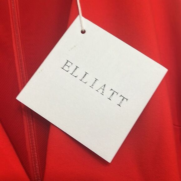 Red Dress Woman's Size XL Peplum Sleeveless High Low Hem Deep V-Neck Elliatt NEW - Picture 10 of 12